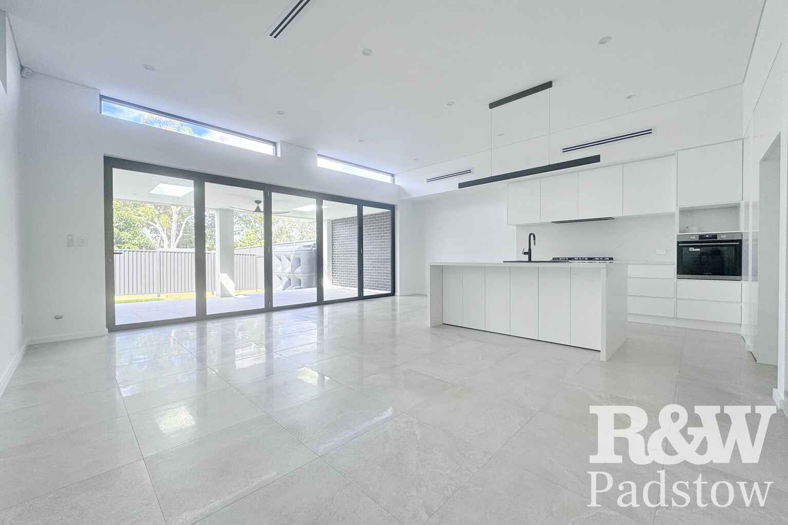 121 Tower Street Panania